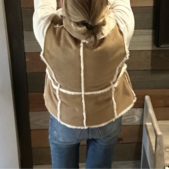 Altar'd State Tan and Cream Vest - Picture 2 of 5